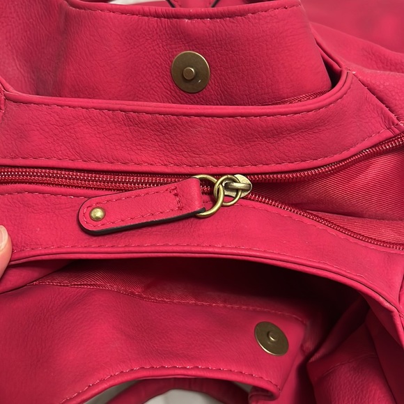 Merona bag. - Picture 8 of 8